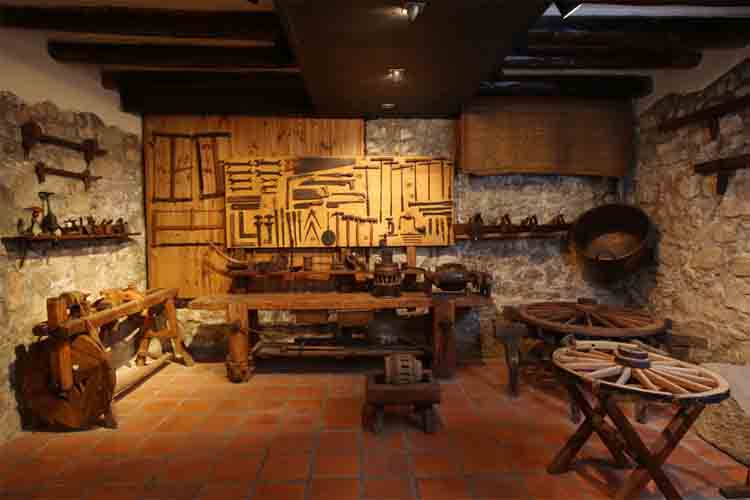 Visite el Museu del Traginer en Igualada