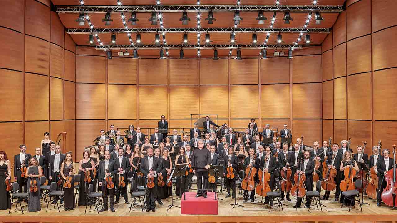 Coro y Orquesta Sinfónica de Milán - Réquiem de Verdi